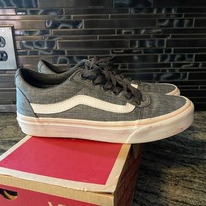 Gently worn Vans shoes gray with box 6